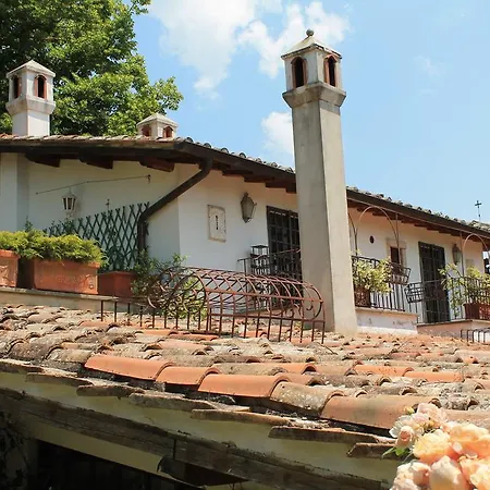 La Canonica Dei Fiori - Anna Fendi Country House Guest house