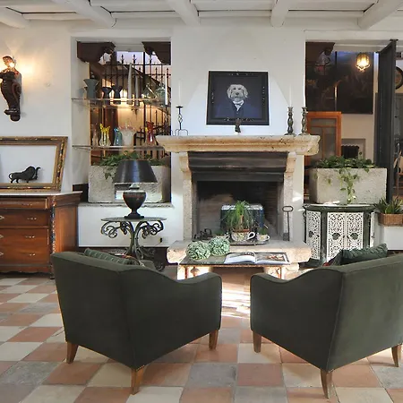 La Canonica Dei Fiori - Anna Fendi Country House Guest house Ronciglione (Viterbo)